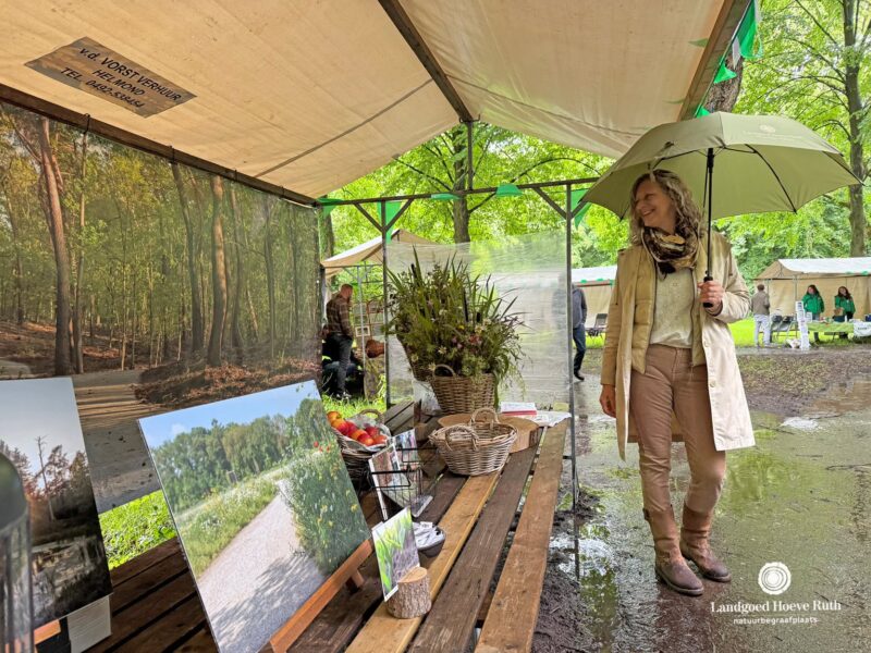 𝗛𝗢𝗘𝗩𝗘 𝗥𝗨𝗧𝗛 𝗢𝗣 𝗗𝗘 𝗡𝗔𝗧𝗨𝗨𝗥𝗠𝗔𝗥𝗞𝗧 𝗛𝗘𝗟𝗠𝗢𝗡𝗗 🌿 | Vandaag vind...