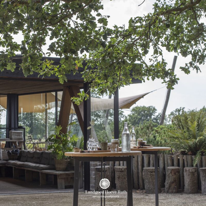 𝗢𝗡𝗧𝗠𝗢𝗘𝗧𝗘𝗡 𝗜𝗡 𝗛𝗘𝗧 𝗚𝗥𝗢𝗘𝗡 | 🌿 Maak kennis met uitvaartondernemers...